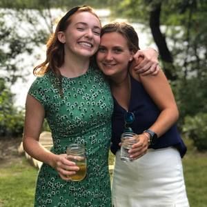 Meet your Posher, Caitlyn